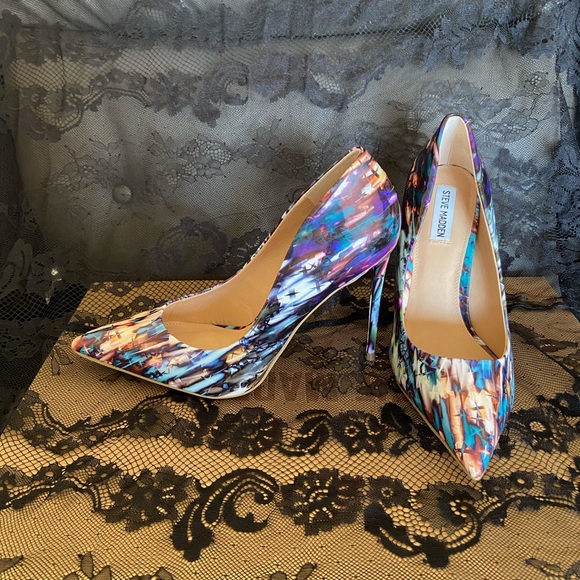 Multi Colored Steve Madden Pumps - Picture 1 of 1
